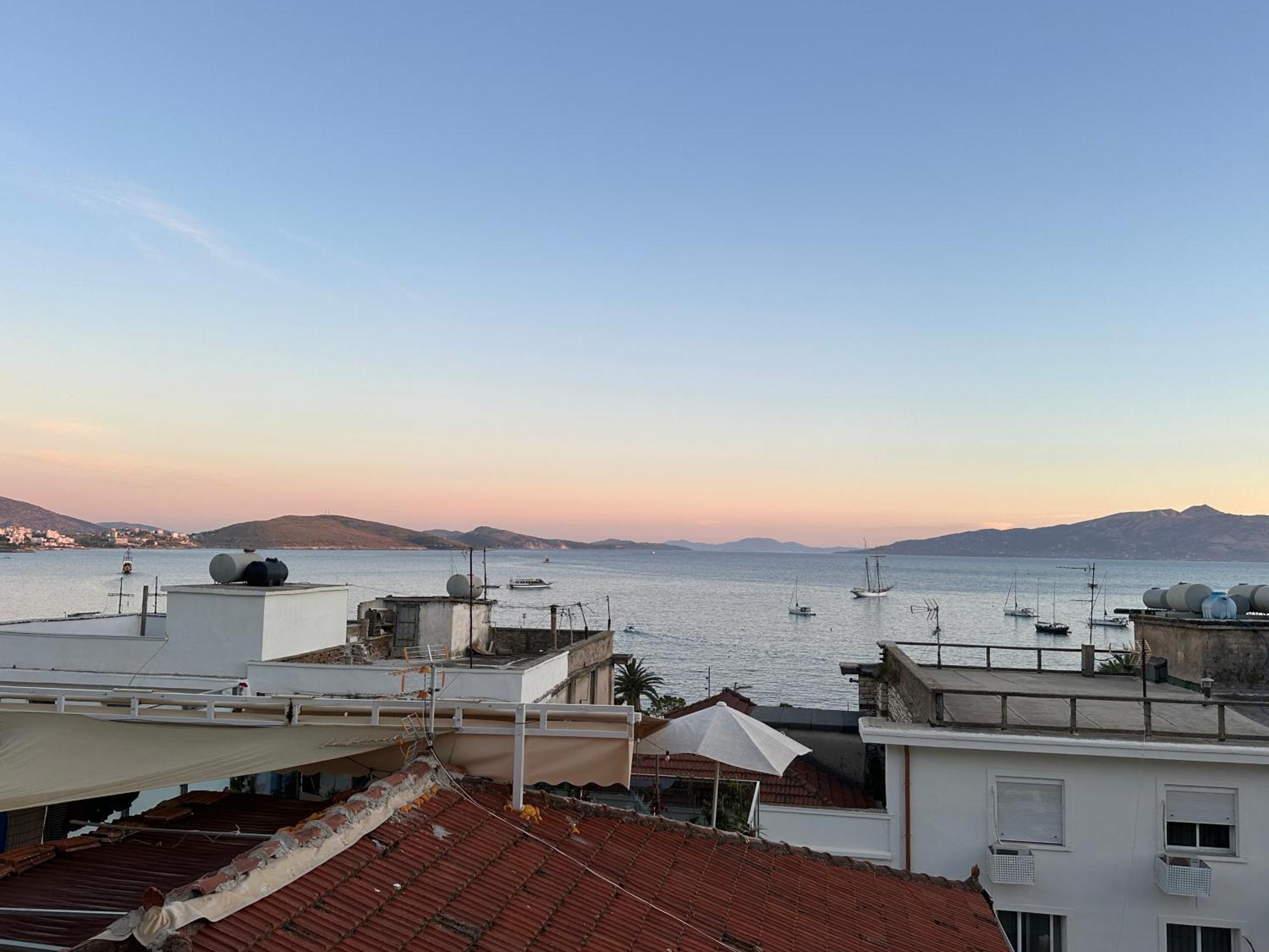 City Center Apartment Saranda Zewnętrze zdjęcie